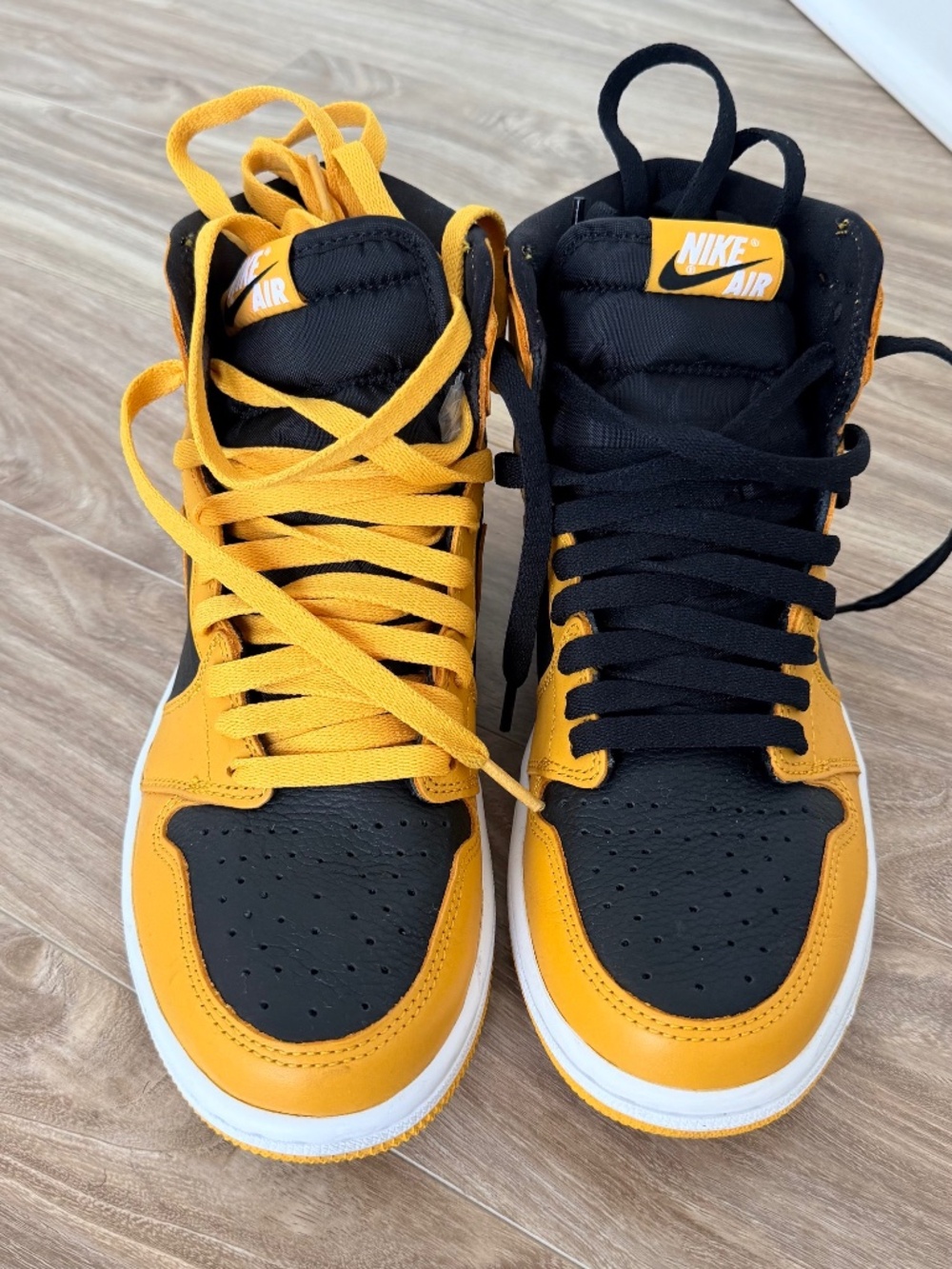 Air Jordan 1 Retro High OG ‘Pollen’ - Women’s Size 9 (VNDS)